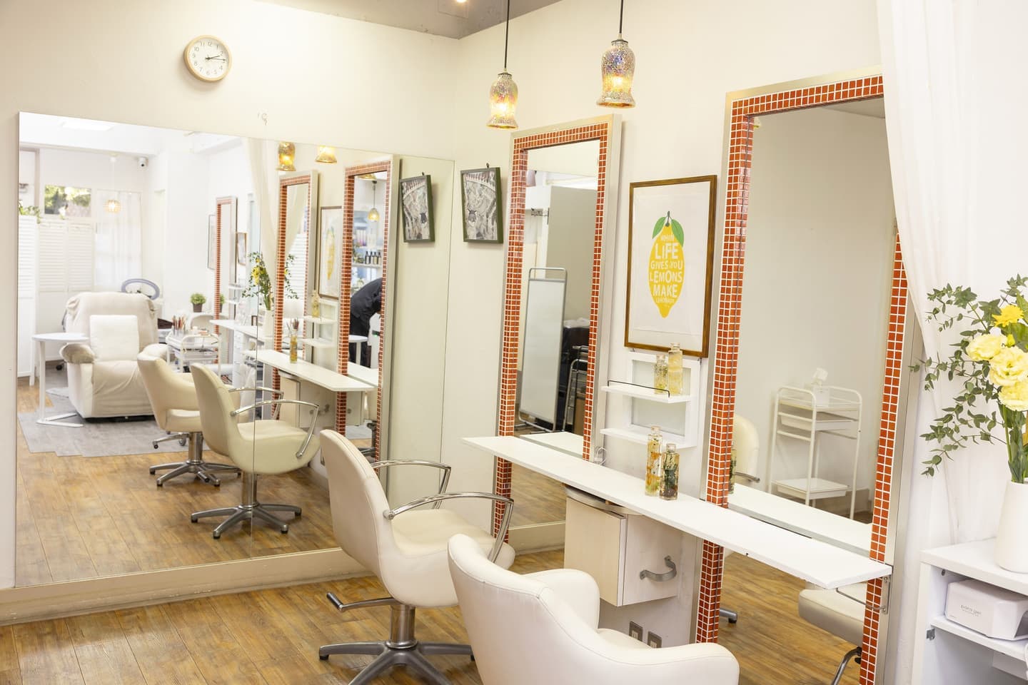 美容室レモネード綾瀬の店内写真