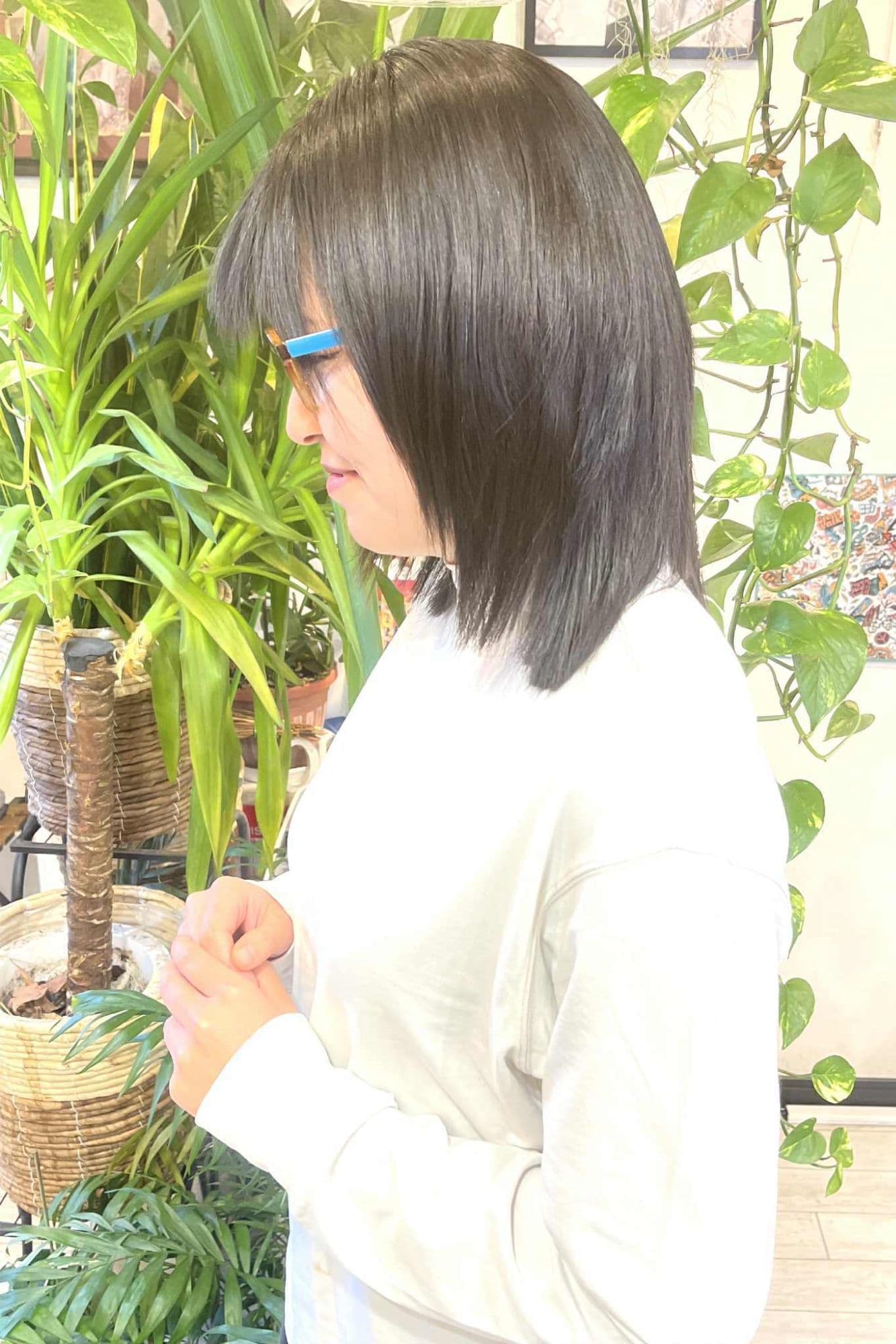 綾瀬の美容室レモネードのスタイリストREINA