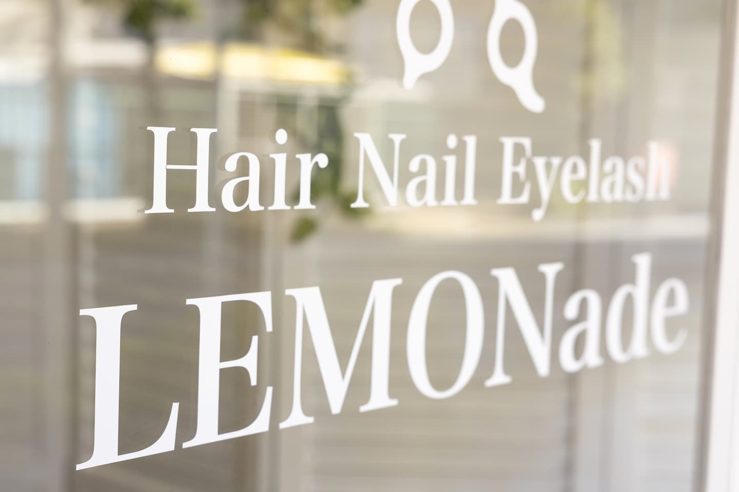 LEMONadeの入口ドア